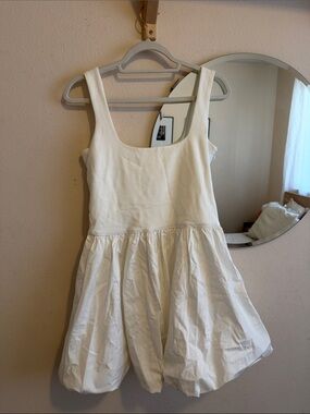 White Sleeveless Puff Dress